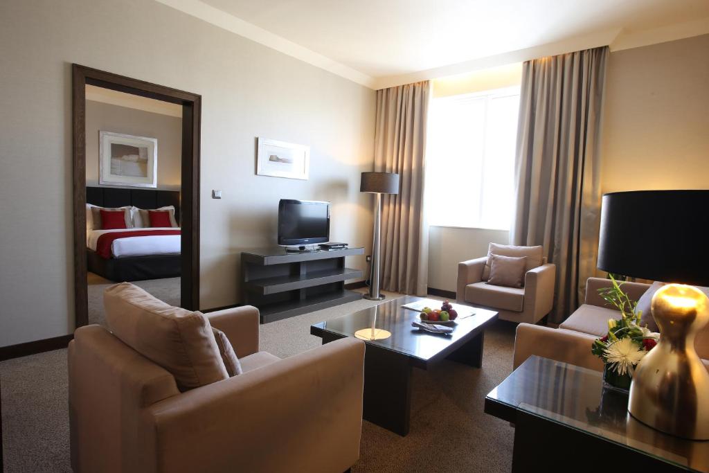 فندق رمادا داون تاون أبو ظبي من أجمل فنادق قريبة من كليفلاند كلينك أبو ظبي.