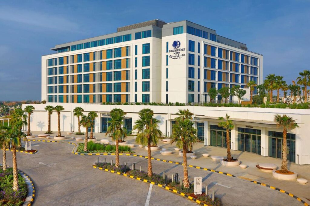دبل تري من هيلتون أبوظبي جزيرة ياس للشقق الفندقية أحد أفضل فنادق جزيرة ياس أبو ظبي
