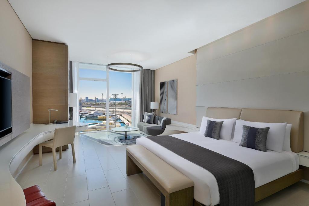 دبليو أبو ظبي جزيرة ياس يتوفر فية أحسن شقق فندقية في ياس أبو ظبي
